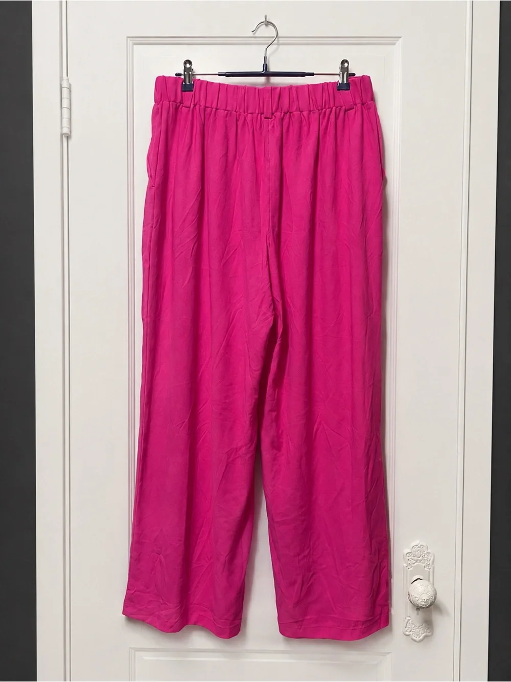 HALARA Waffle Wide-Leg High-Rise Pants in Bright Pink